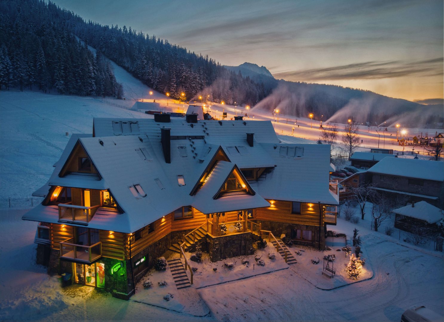Zakopane zimą: jak przygotować się na warunki – od ubioru po trasę